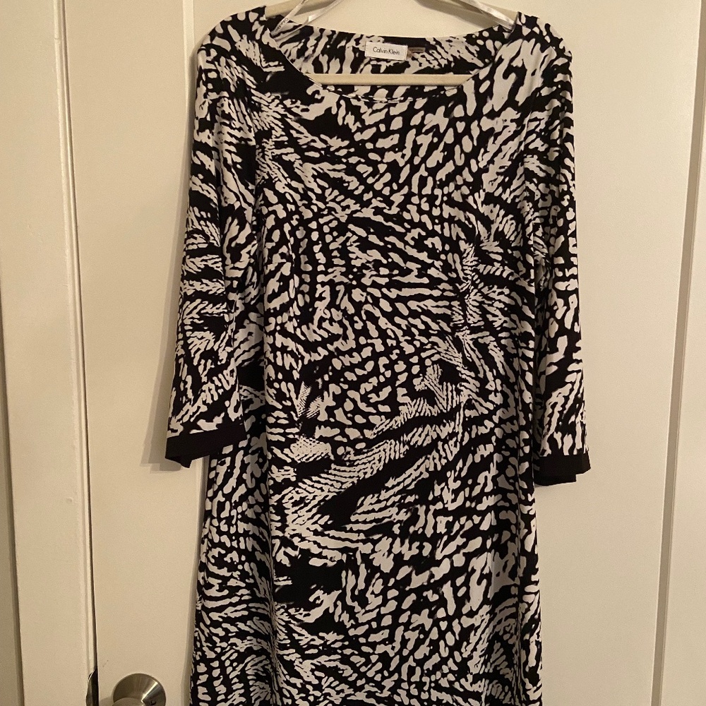 Calvin Klein dress with black and white animal pattern, CK dress size 12 B&W